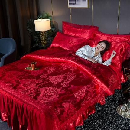 91家纺网 家纺一手货源 找家纺 美织缘家纺 2020床裙款莫代尔蕾丝花边贡缎四件套花都绽放-大红