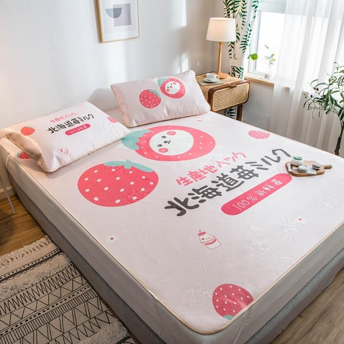 91家纺网 家纺一手货源 找家纺 懒猫 2020新款大版冰丝凉席 草莓大福