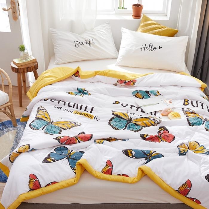 91家纺网 家纺一手货源 找家纺 小燕燕家纺 2021新款羽丝棉夏被 戏蝶