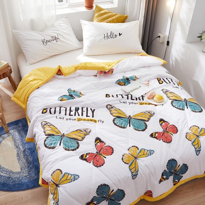 91家纺网 家纺一手货源 找家纺 小燕燕家纺 2021新款羽丝棉夏被 戏蝶