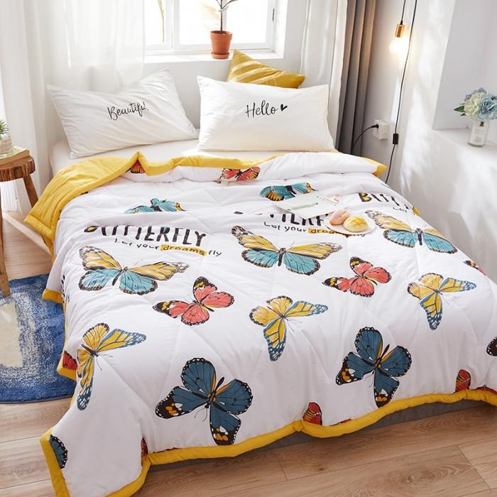 91家纺网 家纺一手货源 找家纺 小燕燕家纺 2021新款羽丝棉夏被 戏蝶