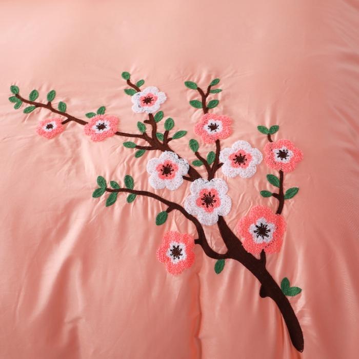 91家纺网 家纺一手货源 找家纺 13372田园风全棉毛巾绣四件套纯棉绣花全棉刺绣桃花朵朵玉色
