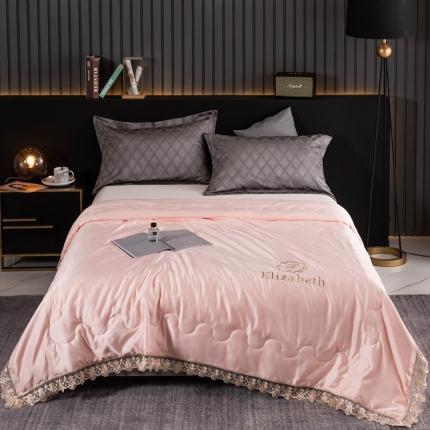 91家纺网 家纺一手货源 找家纺 米奈 2020新款水洗真丝蕾丝绣花夏被-依莎 玉粉