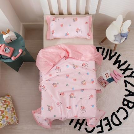 91家纺网 家纺一手货源 找家纺 A+艾佳 2020新款60贡缎糖果系类儿童夏被 甜点屋