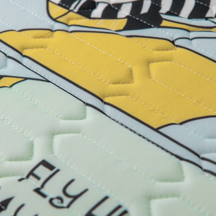 91家纺网 家纺一手货源 找家纺 小芽 2024新款儿童冰感丝乳胶凉席床款 疯狂的飞行员