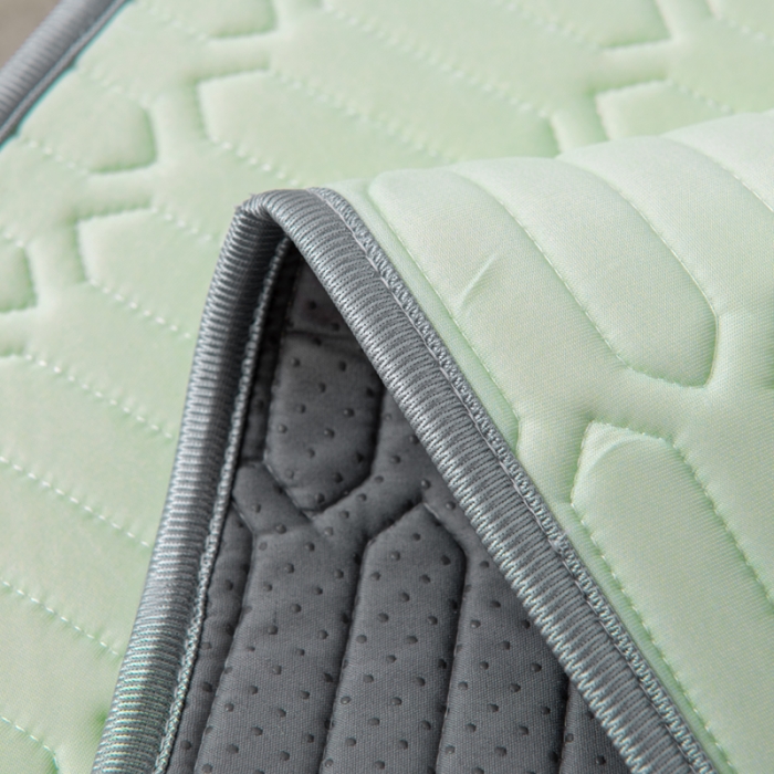 91家纺网 家纺一手货源 找家纺 小芽 2024新款儿童冰感丝乳胶凉席床款 疯狂的飞行员