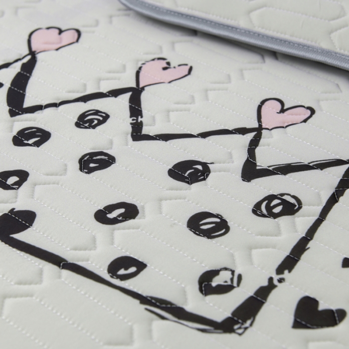 91家纺网 家纺一手货源 找家纺 小芽 2024新款儿童冰感丝乳胶凉席床款 皇冠喵喵