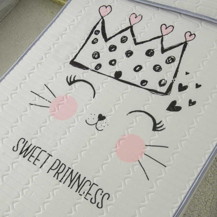 91家纺网 家纺一手货源 找家纺 小芽 2024新款儿童冰感丝乳胶凉席床款 皇冠喵喵