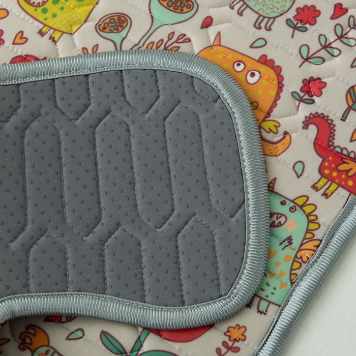 91家纺网 家纺一手货源 找家纺 小芽 2024新款儿童冰感丝乳胶凉席推车款 恐龙乐园