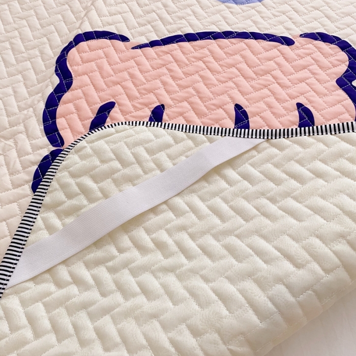 91家纺网 家纺一手货源 找家纺 萝莉家纺 数码印花水洗空调软席三件套（可爱乳）