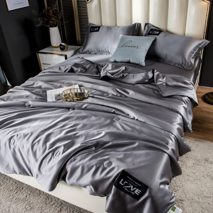 91家纺网 家纺一手货源 找家纺 丽莱美家纺2024爆款天丝夏被 灰色