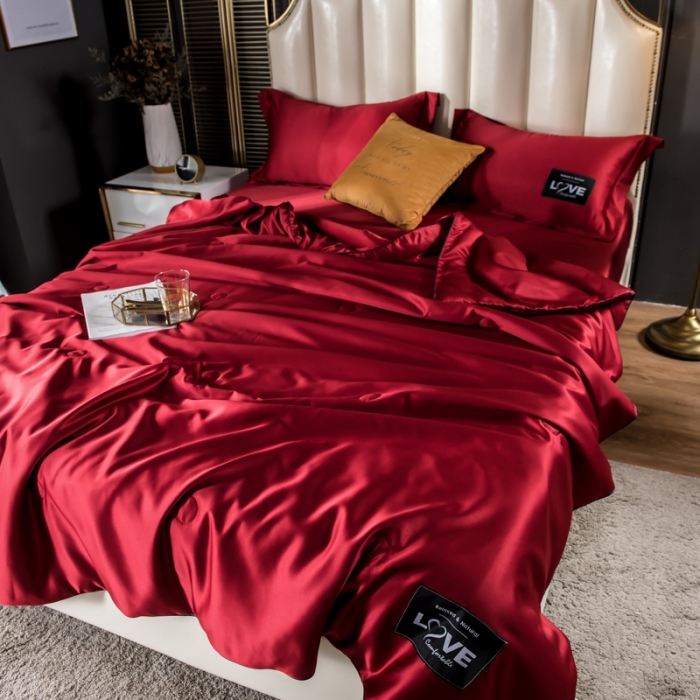 91家纺网 家纺一手货源 找家纺 丽莱美家纺2024爆款天丝夏被 酒红