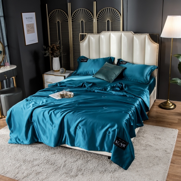 91家纺网 家纺一手货源 找家纺 丽莱美家纺2024爆款天丝夏被 孔雀蓝