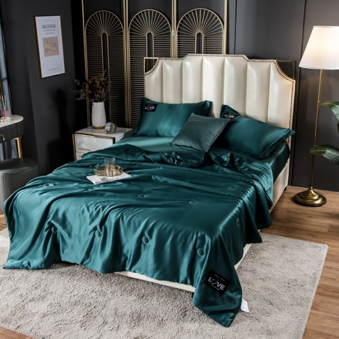 91家纺网 家纺一手货源 找家纺 丽莱美家纺2024爆款天丝夏被 墨绿