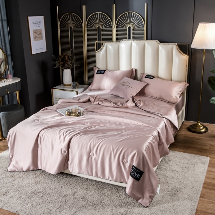 91家纺网 家纺一手货源 找家纺 丽莱美家纺2024爆款天丝夏被 香槟