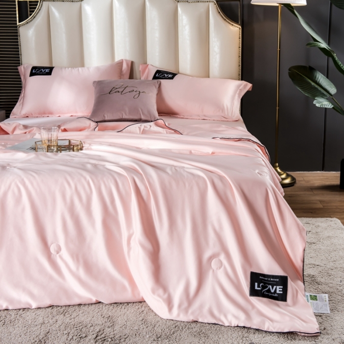 91家纺网 家纺一手货源 找家纺 丽莱美家纺2024爆款天丝夏被 玉色