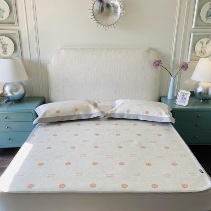 91家纺网 家纺一手货源 找家纺 本希 2020新款可水洗冰丝凉席提花床笠系列实拍图笑脸-橘色