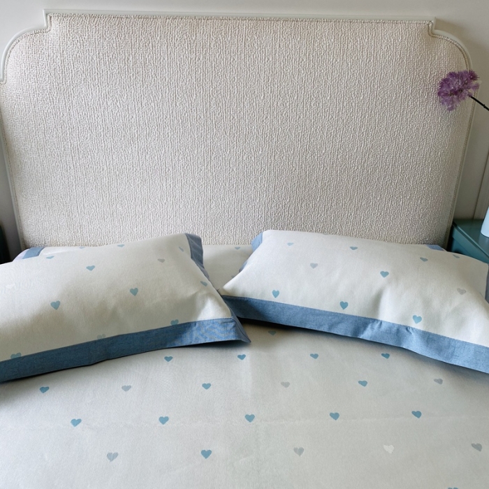 91家纺网 家纺一手货源 找家纺 本希2020高端可水洗冰丝凉席提花系列实拍图小爱心-蒂芙尼绿