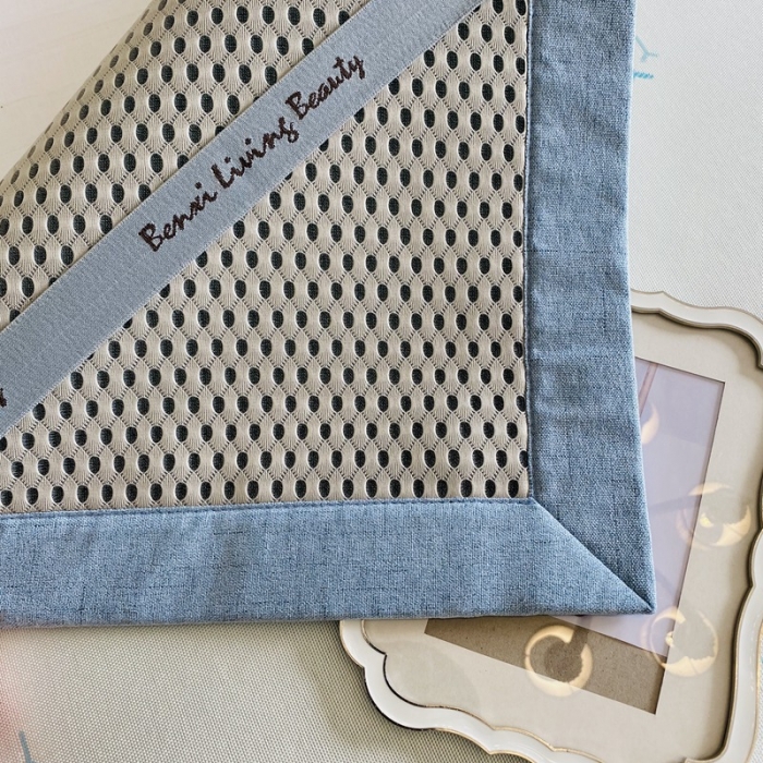 91家纺网 家纺一手货源 找家纺 本希 2020新款高端可水洗冰丝凉席提花系列实拍图 小绿芽