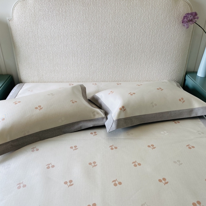 91家纺网 家纺一手货源 找家纺 本希 2020新款高端可水洗冰丝凉席提花系列实拍图 小樱桃