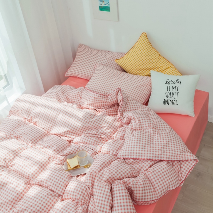 91家纺网 家纺一手货源 找家纺 （总）星期八 2020新款全棉13372格子嵌条系列四件套