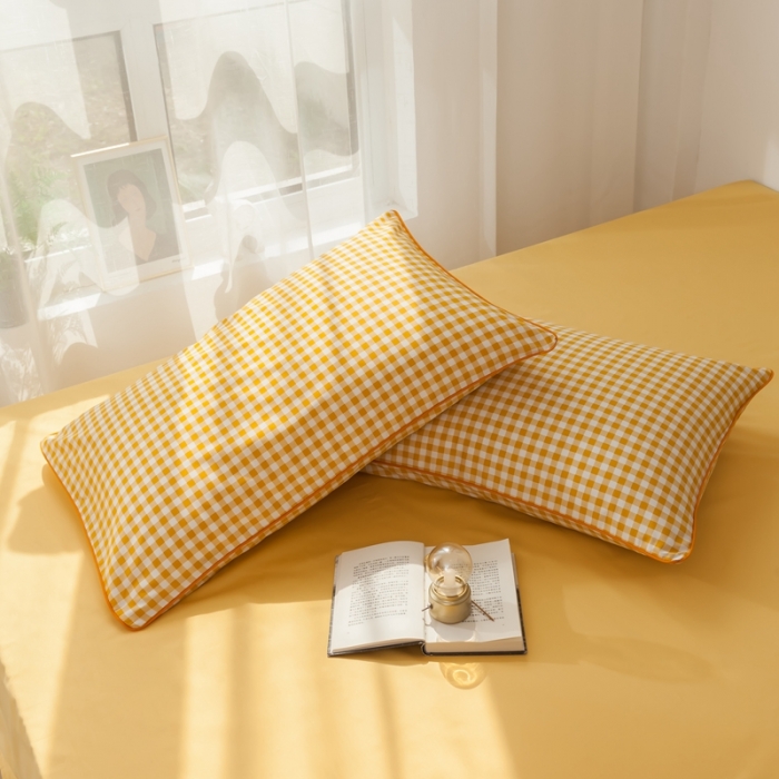 91家纺网 家纺一手货源 找家纺 星期八 2020新款全棉13372格子嵌条系列四件套 黄格