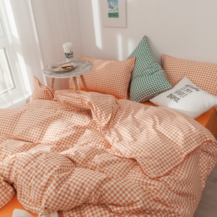 91家纺网 家纺一手货源 找家纺 星期八 2020新款全棉13372格子嵌条系列四件套 橘格