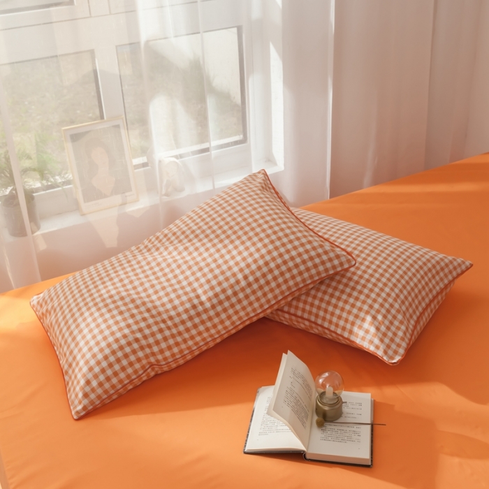 91家纺网 家纺一手货源 找家纺 星期八 2020新款全棉13372格子嵌条系列四件套 橘格