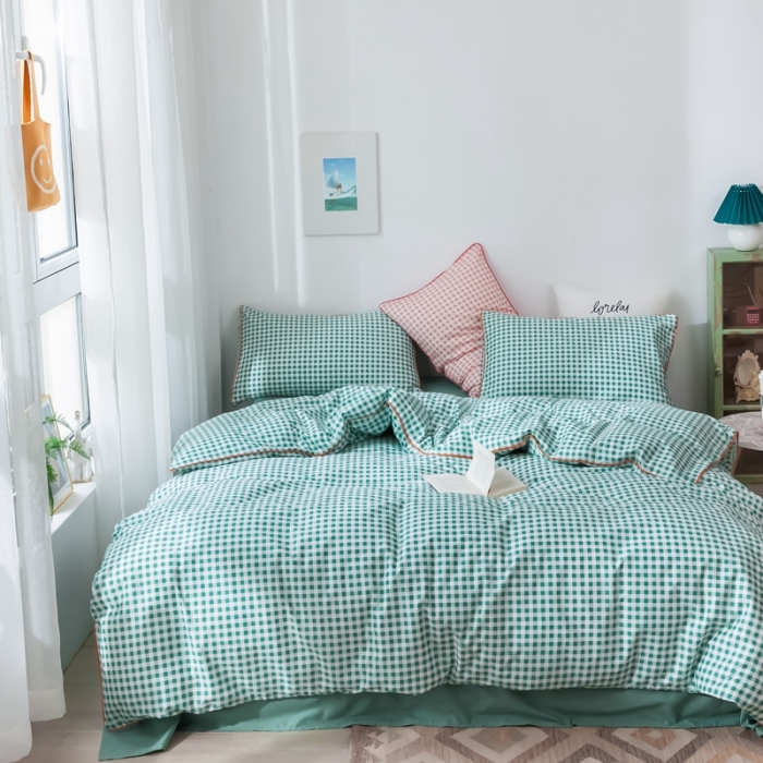 91家纺网 家纺一手货源 找家纺 星期八 2020新款全棉13372格子嵌条系列四件套 绿格