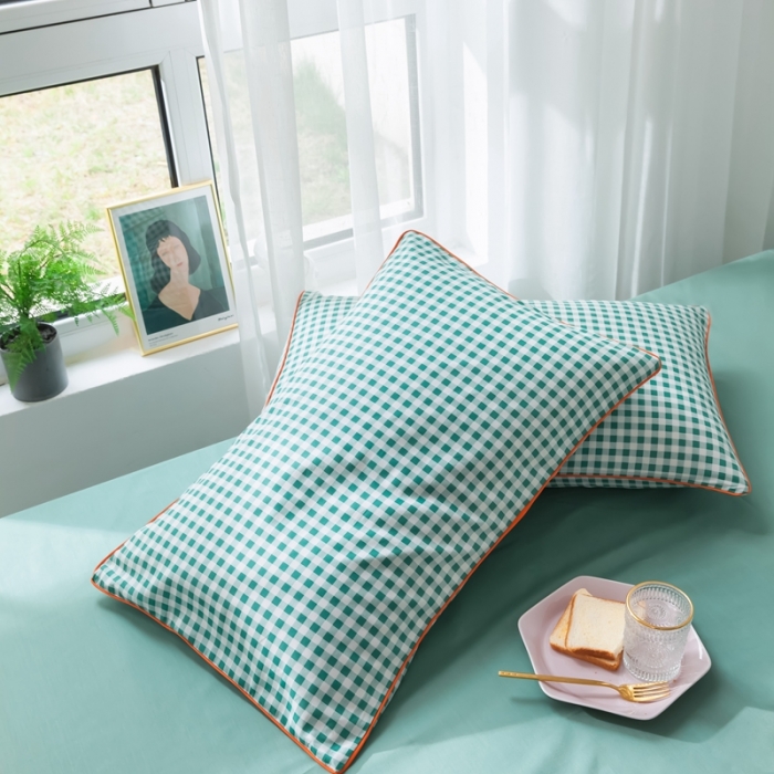 91家纺网 家纺一手货源 找家纺 星期八 2020新款全棉13372格子嵌条系列四件套 绿格