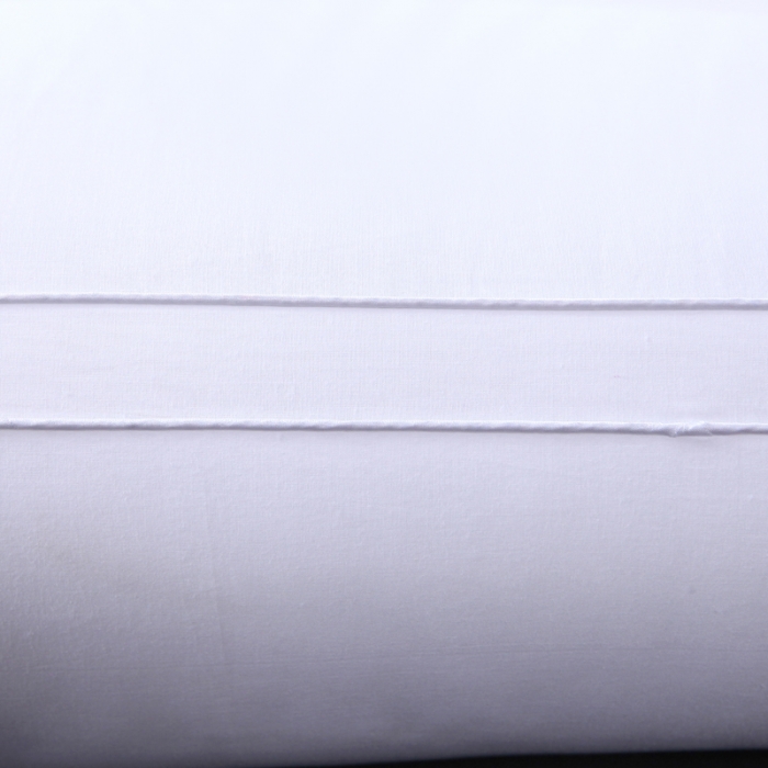 91家纺网 家纺一手货源 找家纺 仁宇枕业新款爆款全棉酒店立体纯白防雨布羽丝绒枕低48*74