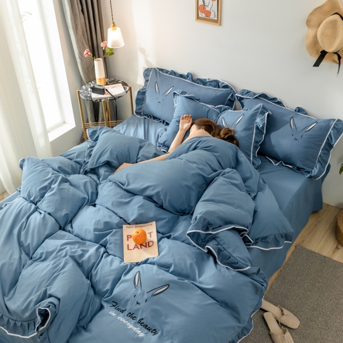 91家纺网 家纺一手货源 找家纺 ab家纺 2020新款兔耳朵绣花水洗棉四件套 宾利蓝