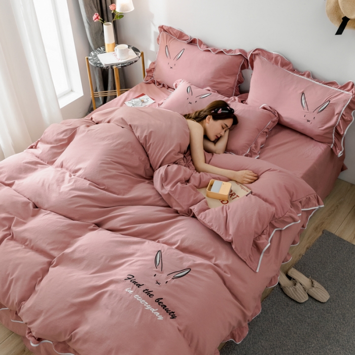 91家纺网 家纺一手货源 找家纺 ab家纺 2020新款兔耳朵绣花水洗棉四件套 裸粉