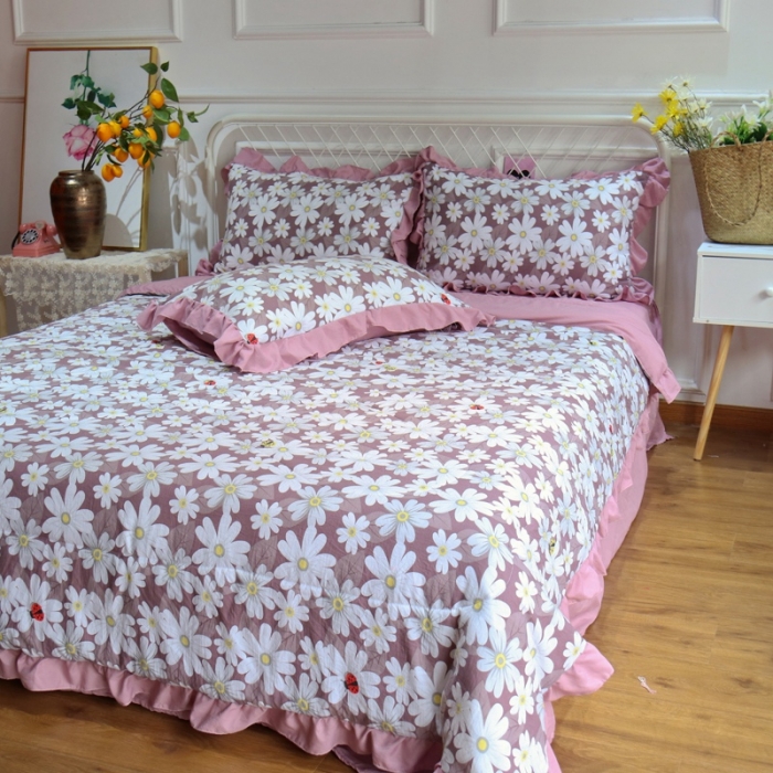 91家纺网 家纺一手货源 找家纺 润缦 2020新款超柔水洗棉夏被四件套 小雏菊豆沙