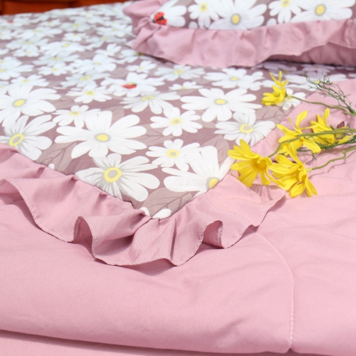 91家纺网 家纺一手货源 找家纺 润缦 2020新款超柔水洗棉夏被四件套 小雏菊豆沙