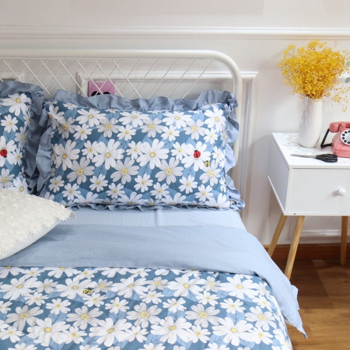 91家纺网 家纺一手货源 找家纺 润缦 2020新款超柔水洗棉夏被四件套 小雏菊蓝