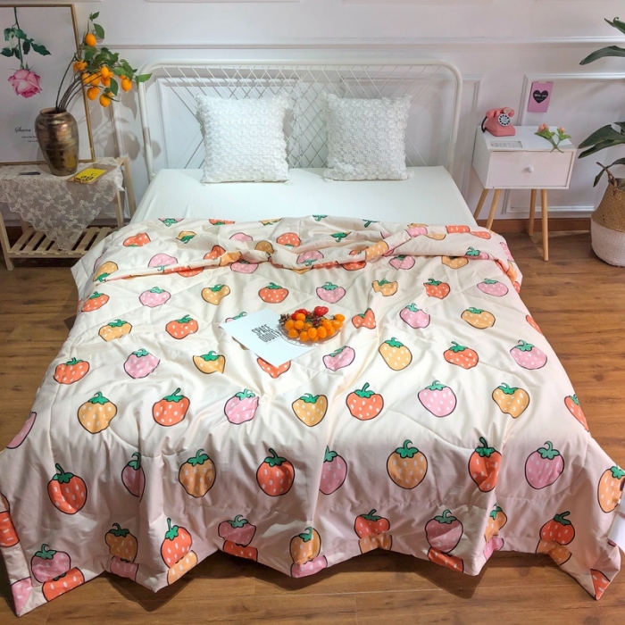 91家纺网 家纺一手货源 找家纺 润缦 2020新款纯棉全棉精梳棉夏被 白草莓