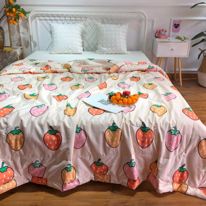 91家纺网 家纺一手货源 找家纺 润缦 2020新款纯棉全棉精梳棉夏被 白草莓