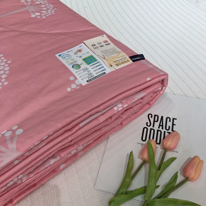 91家纺网 家纺一手货源 找家纺 润缦 2020新款纯棉全棉精梳棉夏被 蒲公英粉