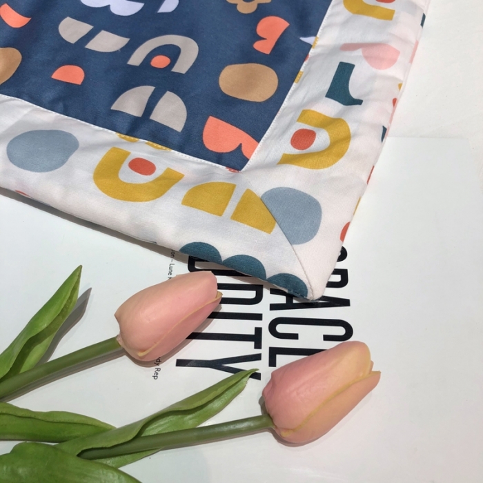 91家纺网 家纺一手货源 找家纺 润缦 2020新款纯棉全棉精梳棉夏被 趣味字母