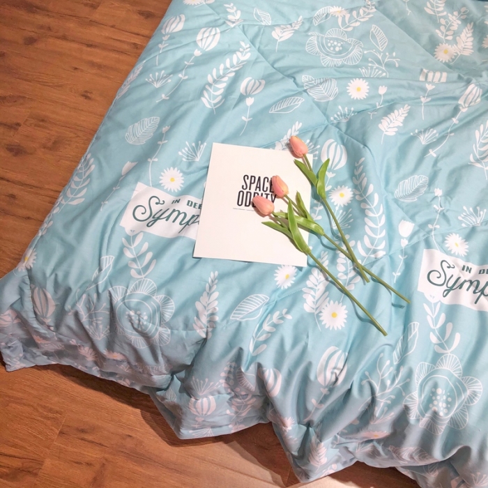 91家纺网 家纺一手货源 找家纺 润缦 2020新款纯棉全棉精梳棉夏被 夏日花朵蓝