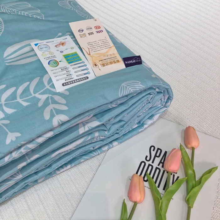91家纺网 家纺一手货源 找家纺 润缦 2020新款纯棉全棉精梳棉夏被 夏日花朵蓝