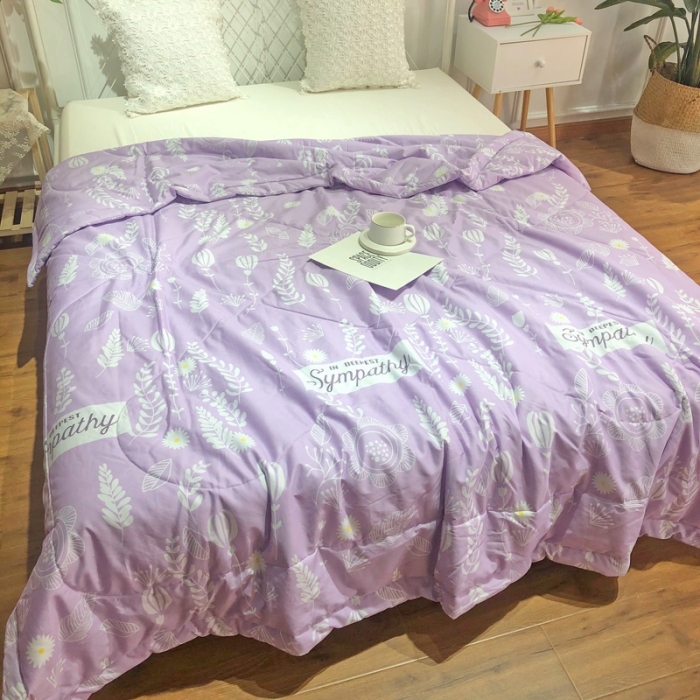 91家纺网 家纺一手货源 找家纺 润缦 2020新款纯棉全棉精梳棉夏被 夏日花朵紫