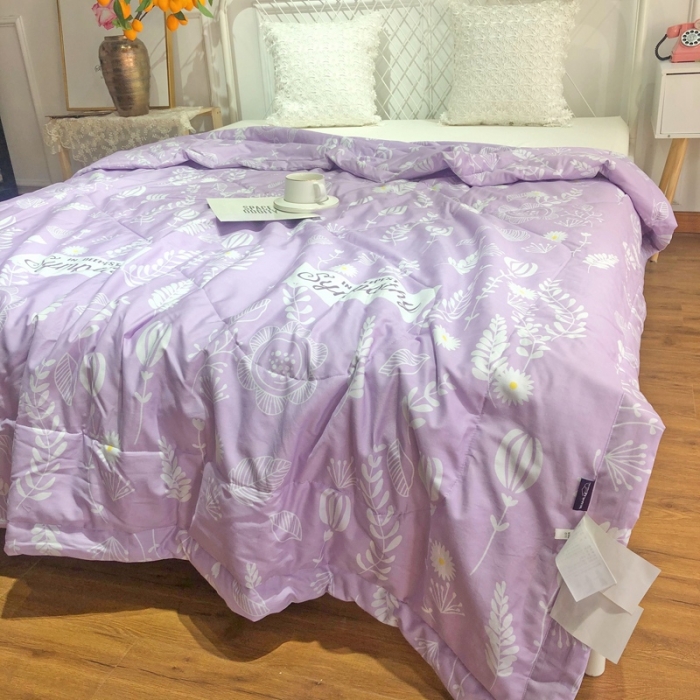 91家纺网 家纺一手货源 找家纺 润缦 2020新款纯棉全棉精梳棉夏被 夏日花朵紫