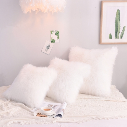 91家纺网 家纺一手货源 找家纺 （总）瑞莉安枕芯 北欧长毛绒仿羊毛皮草靠垫抱枕套芯