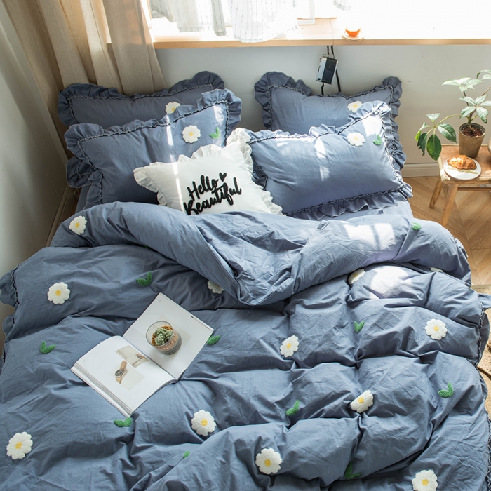 91家纺网 家纺一手货源 找家纺 淑女公社 2020新款毛巾绣四件套 小雏菊深蓝