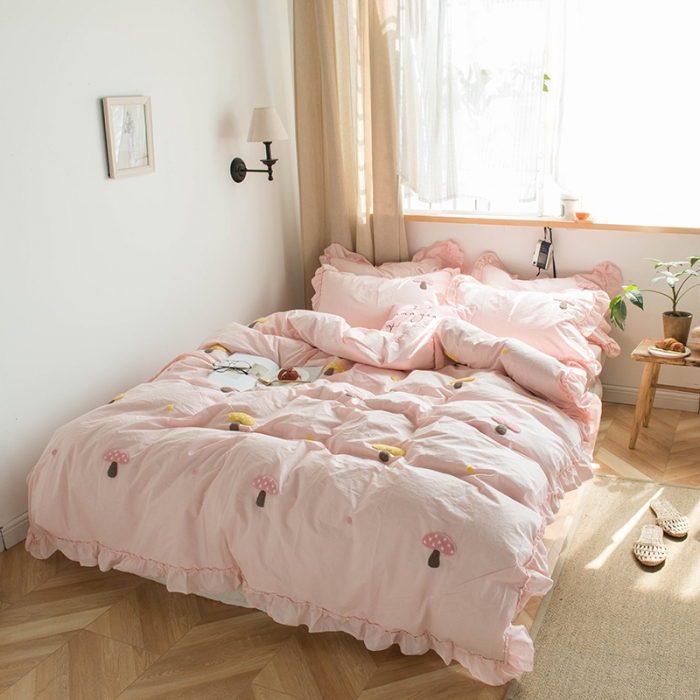 91家纺网 家纺一手货源 找家纺 淑女公社 2020新款毛巾绣四件套 小蘑菇淡粉