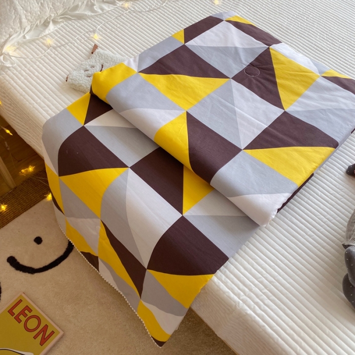 91家纺网 家纺一手货源 找家纺 窝米 2020新款春夏夏被 波士顿