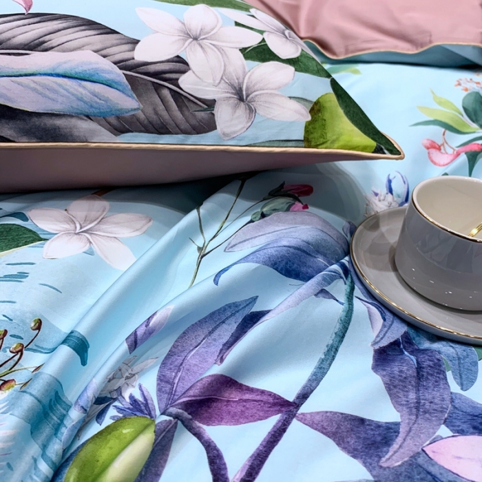 91家纺网 家纺一手货源 找家纺 优然居2020新款60S长绒棉贡缎数码印花嵌绳四件套盛夏光年