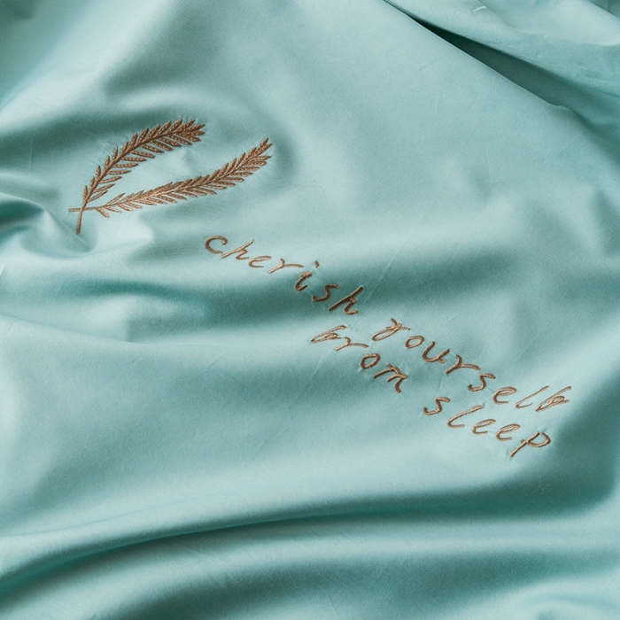 91家纺网 家纺一手货源 找家纺 澳萝拉 2020新款60支长绒棉四件套 冰晶蓝